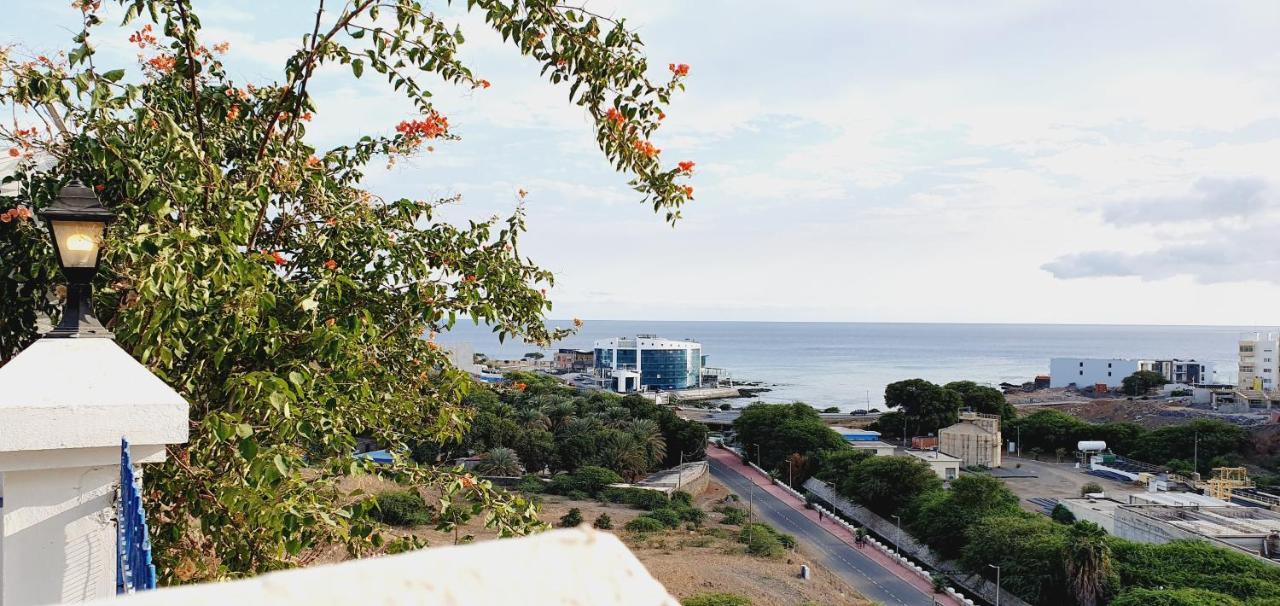 Kelly Guest House Praia Buitenkant foto